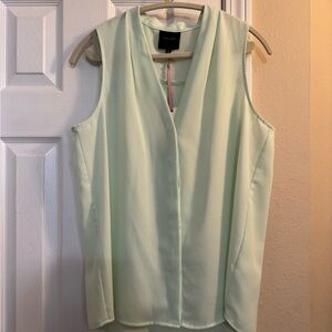 NWT Alex Marie Mint Green Sleeveless Blouse - Size Medium